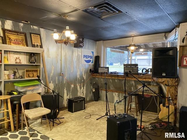 1125 Wilson St, Stonefort, IL 62987